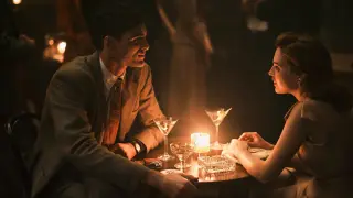 ถนนแคบ ๆ ไปทางทิศเหนือลึก