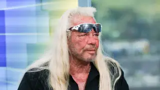 Cane il figliastro di Bounty Hunter spara e uccide suo figlio di 13 anni in "incomprensibile tragico incidente"