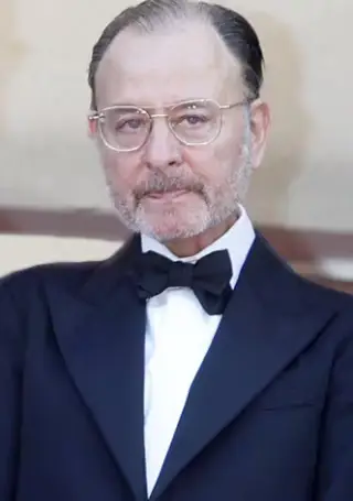 Fisher Stevens